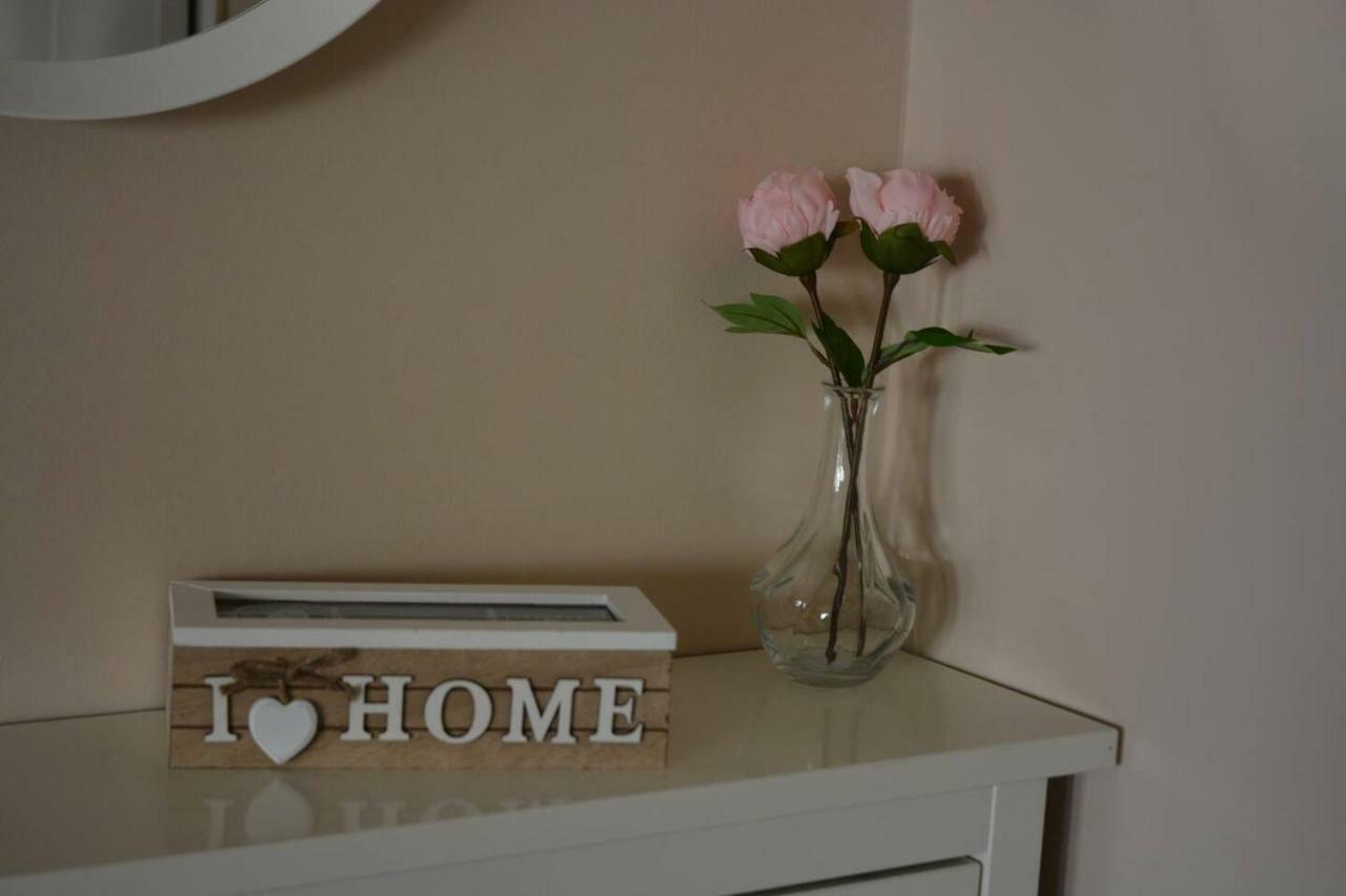 Modern Apartment, 5΄ Walk From Central Metro Station Athén Kültér fotó